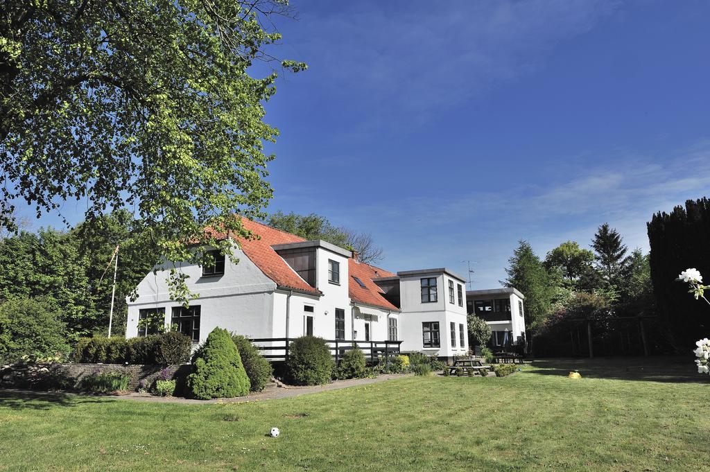 Provstegarden Bed & Breakfast Hovedgard Екстер'єр фото